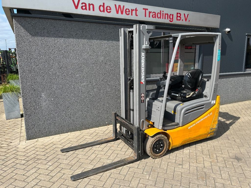 Jungheinrich EFG 216 K - Carrello elevatore elettrico: foto 3 Jungheinrich EFG 216 K - Carrello elevatore elettrico: foto 3