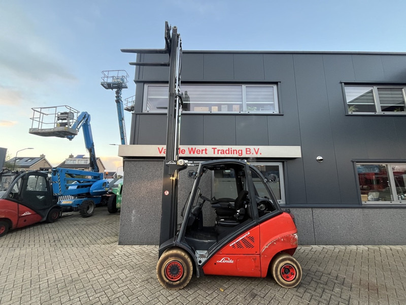 Linde H25T triplo465 sideshift 4e functie 2010 LPG - Carrello elevatore a gas: foto 2 Linde H25T triplo465 sideshift 4e functie 2010 LPG - Carrello elevatore a gas: foto 2