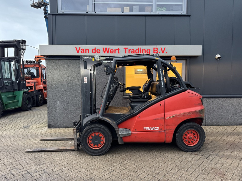 Linde H50T Duplo 270 Freelift / Sideshift / 4e Functie LPG 2007 6 Cilinder Container Truck - Carrello elevatore a gas: foto 1 Linde H50T Duplo 270 Freelift / Sideshift / 4e Functie LPG 2007 6 Cilinder Container Truck - Carrello elevatore a gas: foto 1
