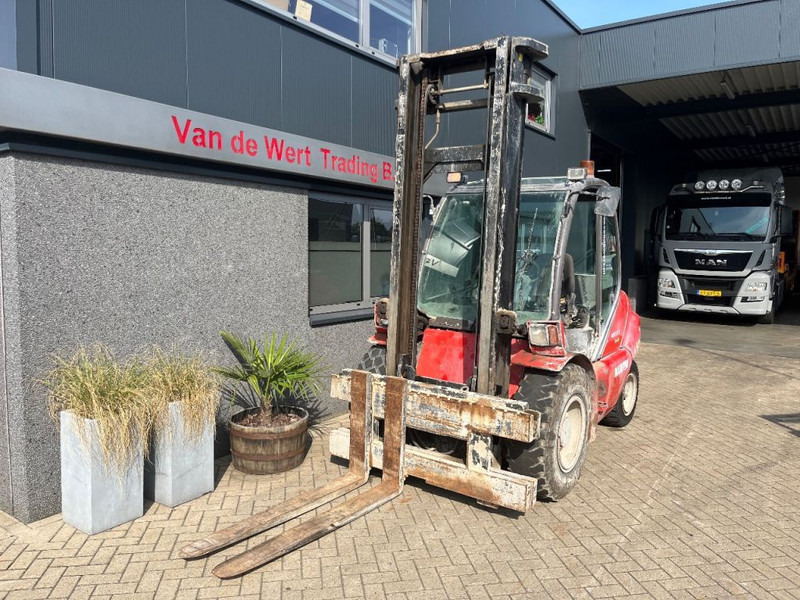Manitou MSI50T MSI 50T duplo450 SIDESHIFT LUCHTBANDEN 2015 - Carrello elevatore diesel: foto 4 Manitou MSI50T MSI 50T duplo450 SIDESHIFT LUCHTBANDEN 2015 - Carrello elevatore diesel: foto 4