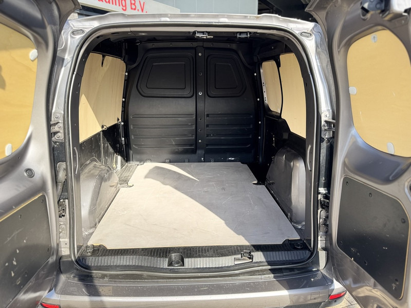 Furgone box Mercedes-Benz Citan 110 CDI 95PK Diesel 2021 Airco / DAB + / Apple Carplay / Camera / LM Velgen / Cruise control / Navi Zeer Net!: foto 8 Furgone box Mercedes-Benz Citan 110 CDI 95PK Diesel 2021 Airco / DAB + / Apple Carplay / Camera / LM Velgen / Cruise control / Navi Zeer Net!: foto 8