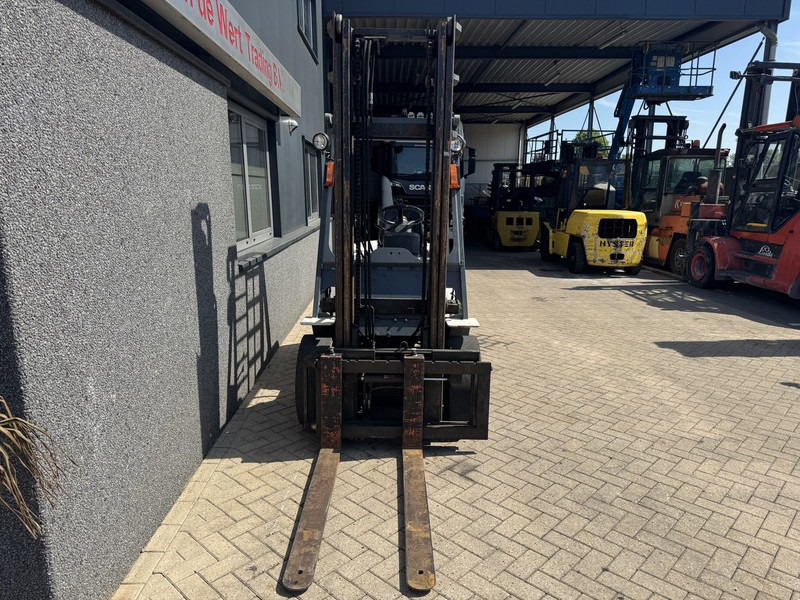 Toyota 62-6FDF30 - Carrello elevatore diesel: foto 2 Toyota 62-6FDF30 - Carrello elevatore diesel: foto 2