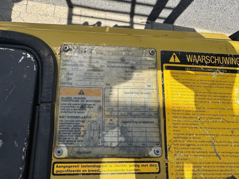 Carrello elevatore diesel Yale GDP30TP: foto 12