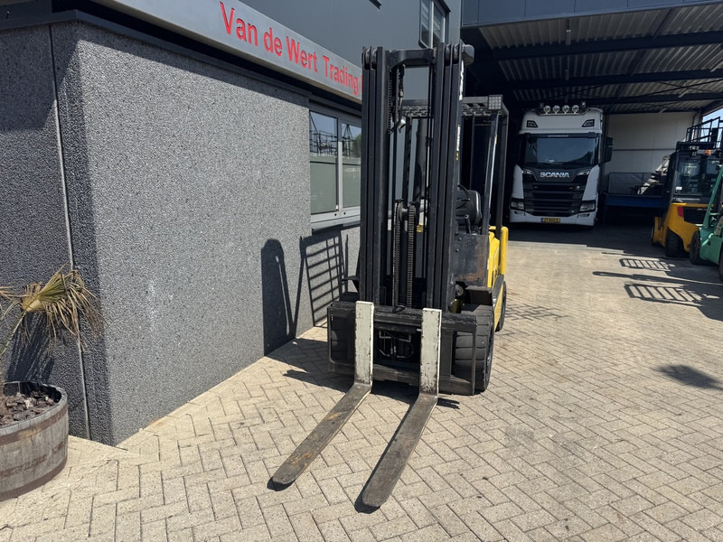 Yale GDP30TP - Carrello elevatore diesel: foto 4 Yale GDP30TP - Carrello elevatore diesel: foto 4