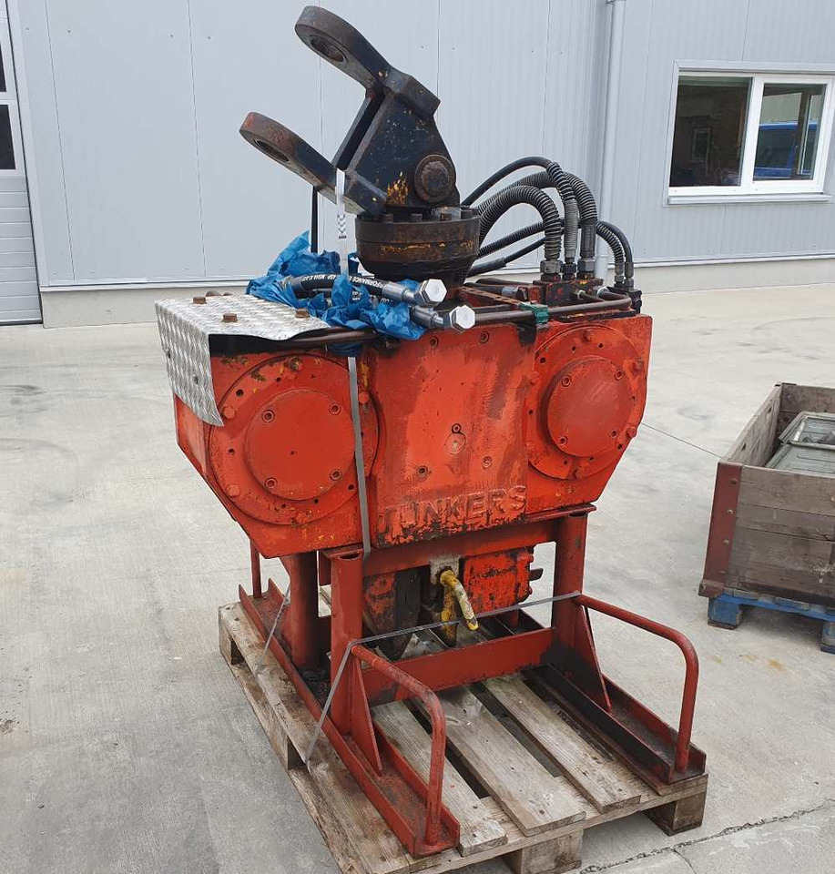 Delmag Tünkers HVB 33/30 vibro hammer - Battipalo: foto 2 Delmag Tünkers HVB 33/30 vibro hammer - Battipalo: foto 2