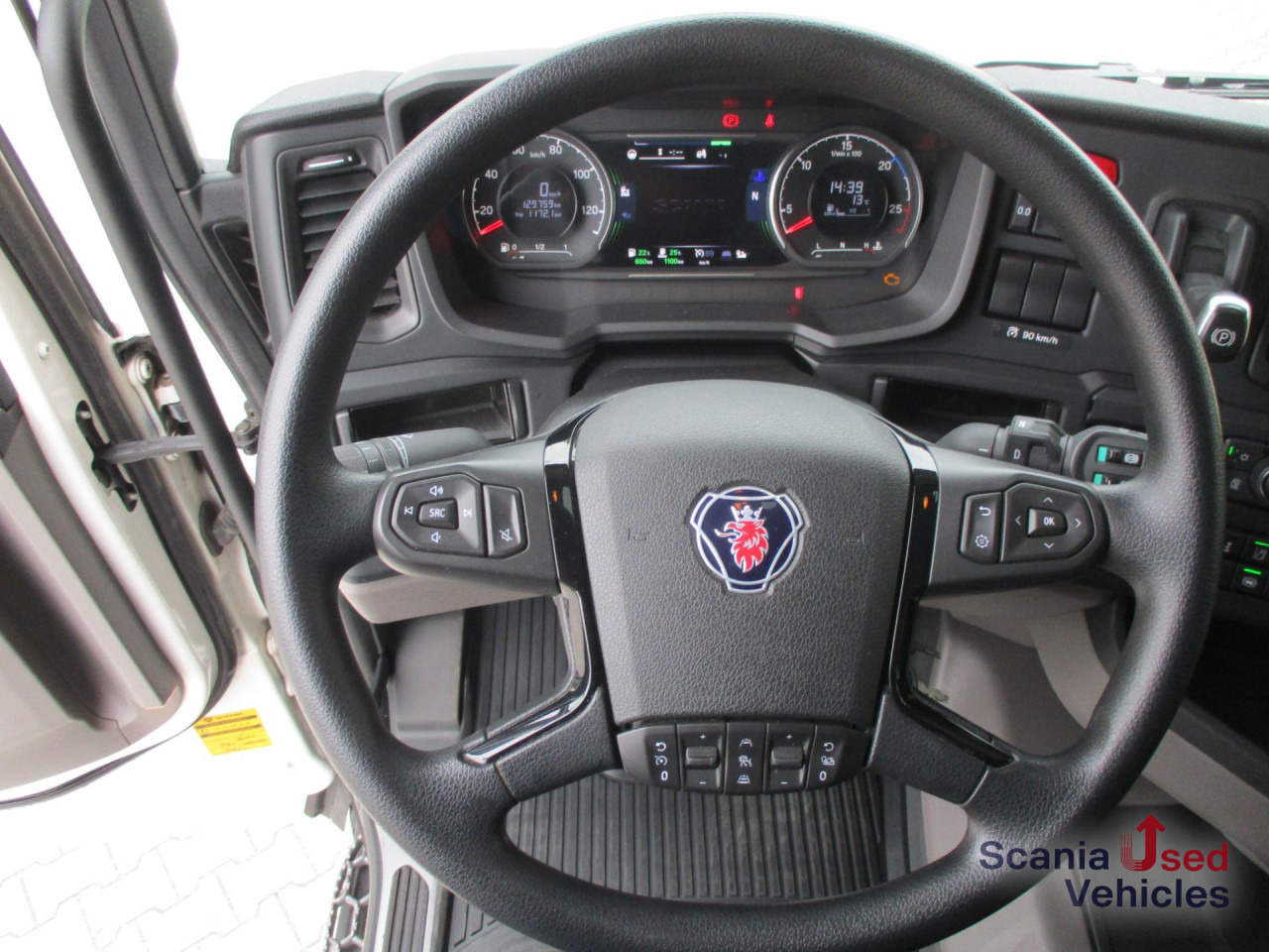 SCANIA R 460 A4x2NA / ADR AT / Navi / LED / Hydr. - Trattore stradale: foto 2 SCANIA R 460 A4x2NA / ADR AT / Navi / LED / Hydr. - Trattore stradale: foto 2