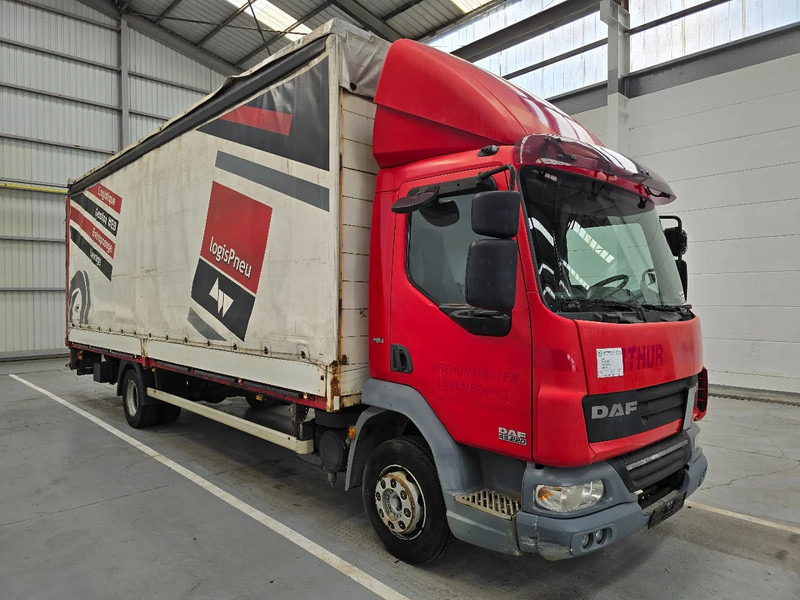 DAF LF 45 220 / EURO 5 / AIRCO / MANUEL / DHOLLANDIA 2000kg - Camion centinato: foto 3 DAF LF 45 220 / EURO 5 / AIRCO / MANUEL / DHOLLANDIA 2000kg - Camion centinato: foto 3