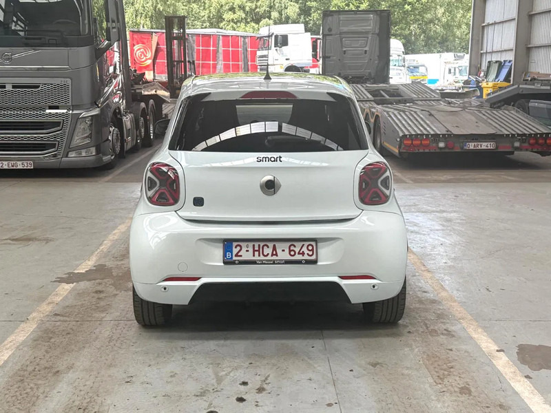 Smart Forfour ONE EQ / 100% ELECTRIC / BRABUS ALLOY WHEELS /EDITION ONE - Autovettura: foto 4 Smart Forfour ONE EQ / 100% ELECTRIC / BRABUS ALLOY WHEELS /EDITION ONE - Autovettura: foto 4