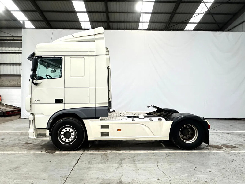 DAF XF 460 SPACECAB / STANDAIRCO / ADR - Trattore stradale: foto 2 DAF XF 460 SPACECAB / STANDAIRCO / ADR - Trattore stradale: foto 2