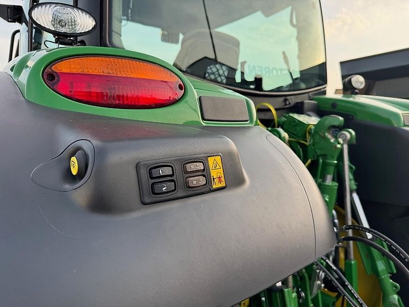 John Deere 6R110 AQ+ 40KM + VOORLADER 2023 465 UUR!!! - Trattore: foto 5 John Deere 6R110 AQ+ 40KM + VOORLADER 2023 465 UUR!!! - Trattore: foto 5