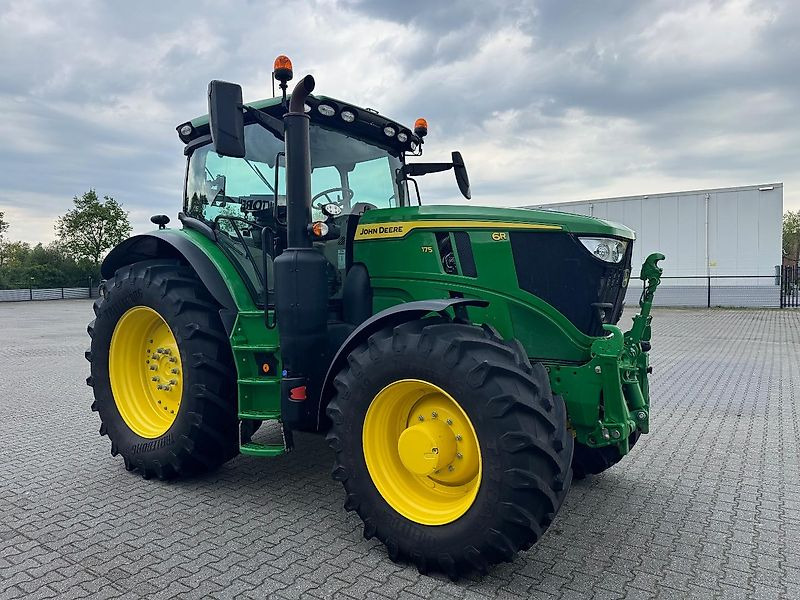 John Deere 6R175 AP 50KM COMMAND-PRO G5-PLUS 2024 790 UUR!!! - Trattore: foto 2 John Deere 6R175 AP 50KM COMMAND-PRO G5-PLUS 2024 790 UUR!!! - Trattore: foto 2