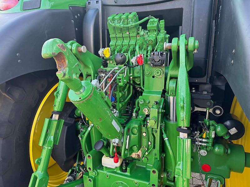 John Deere 6R195 AP 50KM COMMAND-PRO 2023 FH+FA!!! - Trattore: foto 4 John Deere 6R195 AP 50KM COMMAND-PRO 2023 FH+FA!!! - Trattore: foto 4