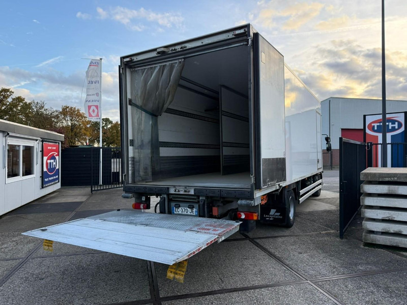 Renault D210.14 Frigobox Multitemp + Taillift THERMO KING T800R - Autocarro frigorifero: foto 4 Renault D210.14 Frigobox Multitemp + Taillift THERMO KING T800R - Autocarro frigorifero: foto 4