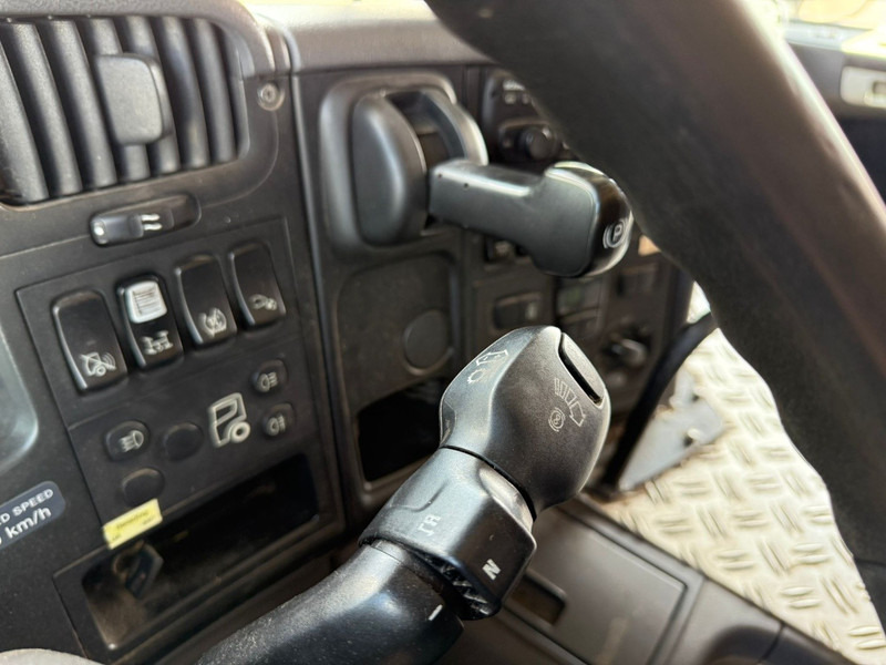 Leasing di Scania P 230 DB 6X2/4 HNB NL Truck 327.000 km Scania P 230 DB 6X2/4 HNB NL Truck 327.000 km: foto 14