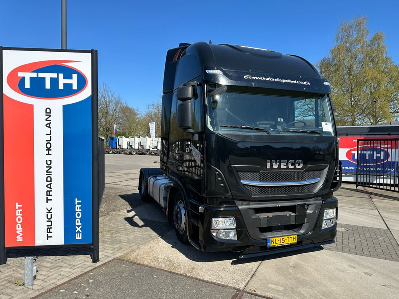 Iveco AS440S46T/FP-LT HI-WAY 2x fueltank height adjustable 5th wheel - Trattore stradale: foto 1 Iveco AS440S46T/FP-LT HI-WAY 2x fueltank height adjustable 5th wheel - Trattore stradale: foto 1