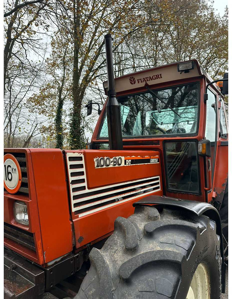 1988 FIAT 100-90 DT ALL-WHEEL DRIVE AGRICULTURAL TRACTOR - Trattore: foto 4 1988 FIAT 100-90 DT ALL-WHEEL DRIVE AGRICULTURAL TRACTOR - Trattore: foto 4