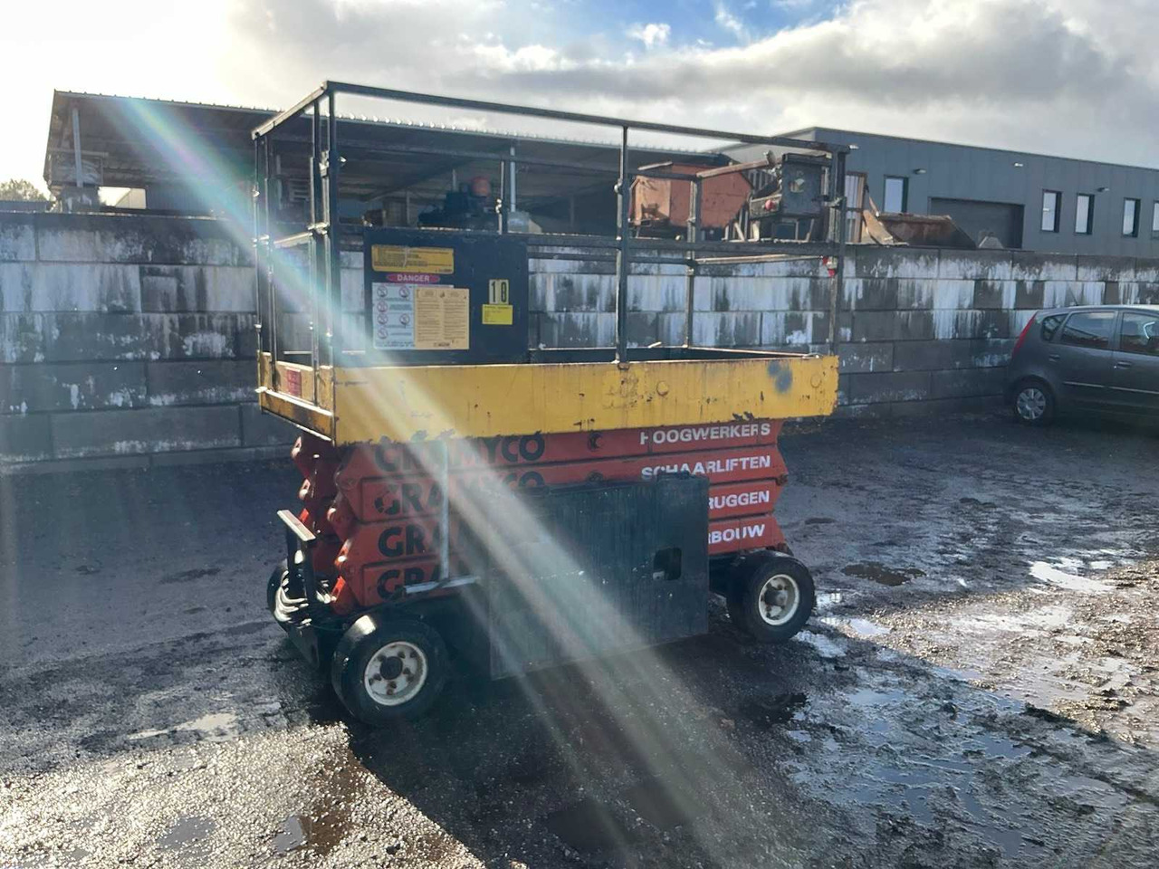 1990 SNORKEL ECONOMY HYD 2546 AERIAL PLATFORM DEFECTIVE - Piattaforma aerea: foto 1 1990 SNORKEL ECONOMY HYD 2546 AERIAL PLATFORM DEFECTIVE - Piattaforma aerea: foto 1