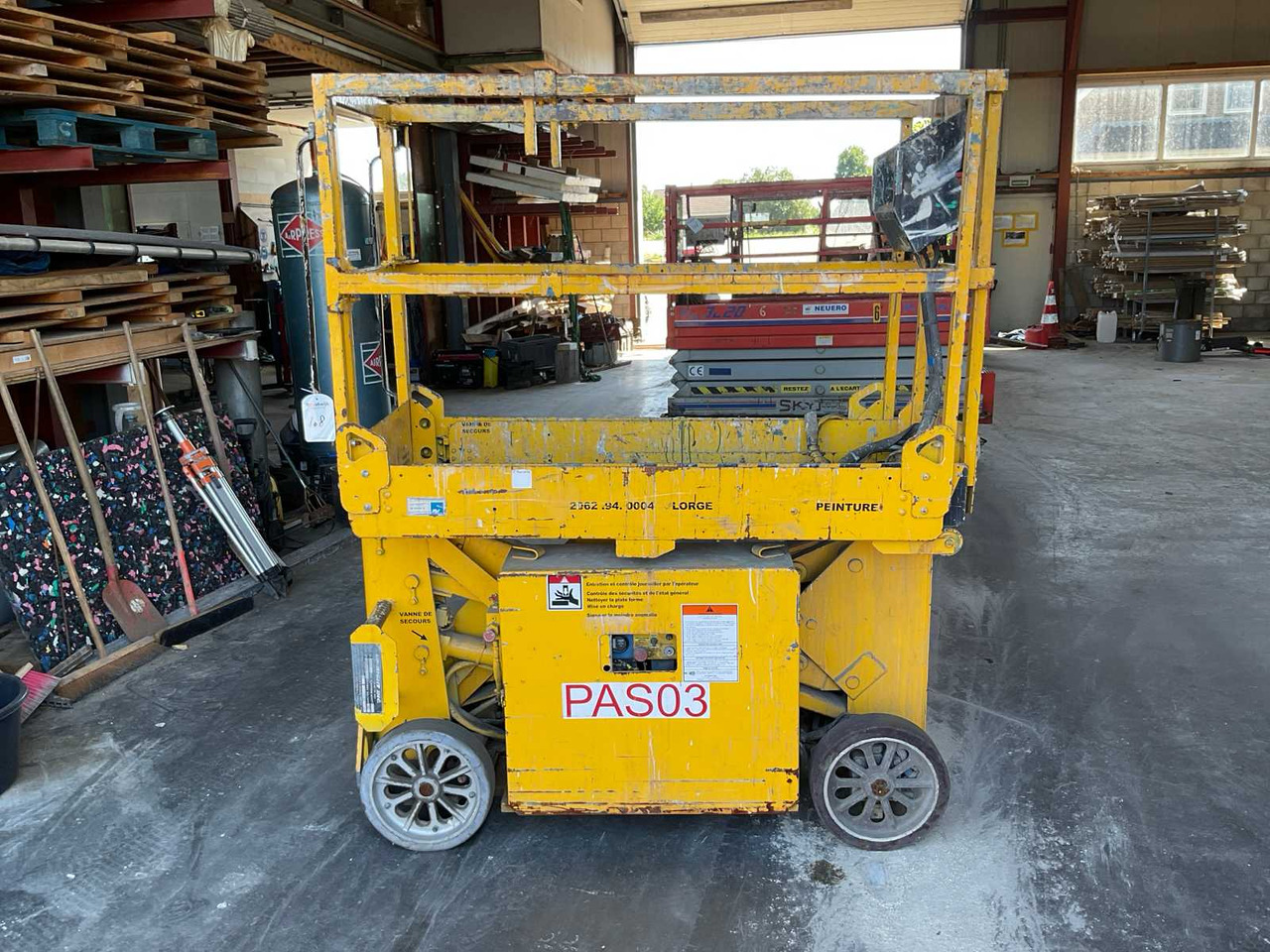 1994 UPRIGHT 65000-001 AERIAL PLATFORM - Piattaforma aerea: foto 2 1994 UPRIGHT 65000-001 AERIAL PLATFORM - Piattaforma aerea: foto 2