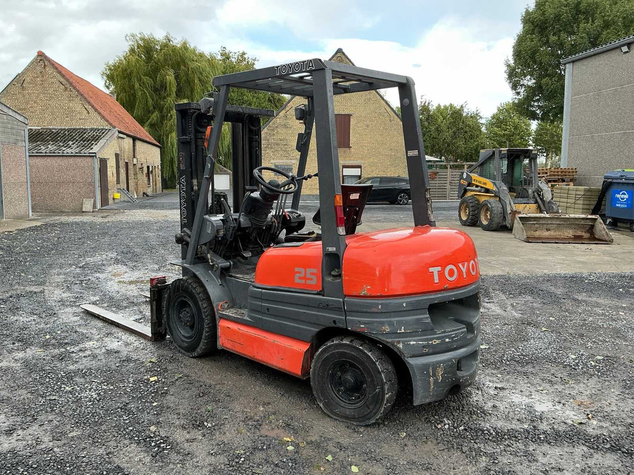 1997 TOYOTA 02-6FDF25 FORKLIFT - Carrello elevatore: foto 3 1997 TOYOTA 02-6FDF25 FORKLIFT - Carrello elevatore: foto 3