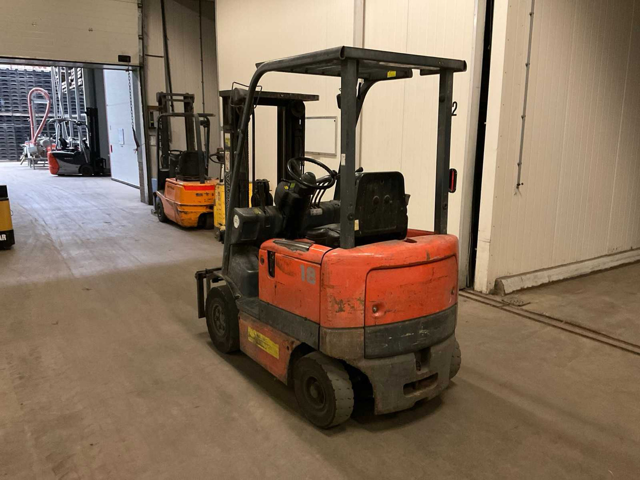 1998 TOYOTA 6FB18 FORKLIFT - Carrello elevatore: foto 2 1998 TOYOTA 6FB18 FORKLIFT - Carrello elevatore: foto 2