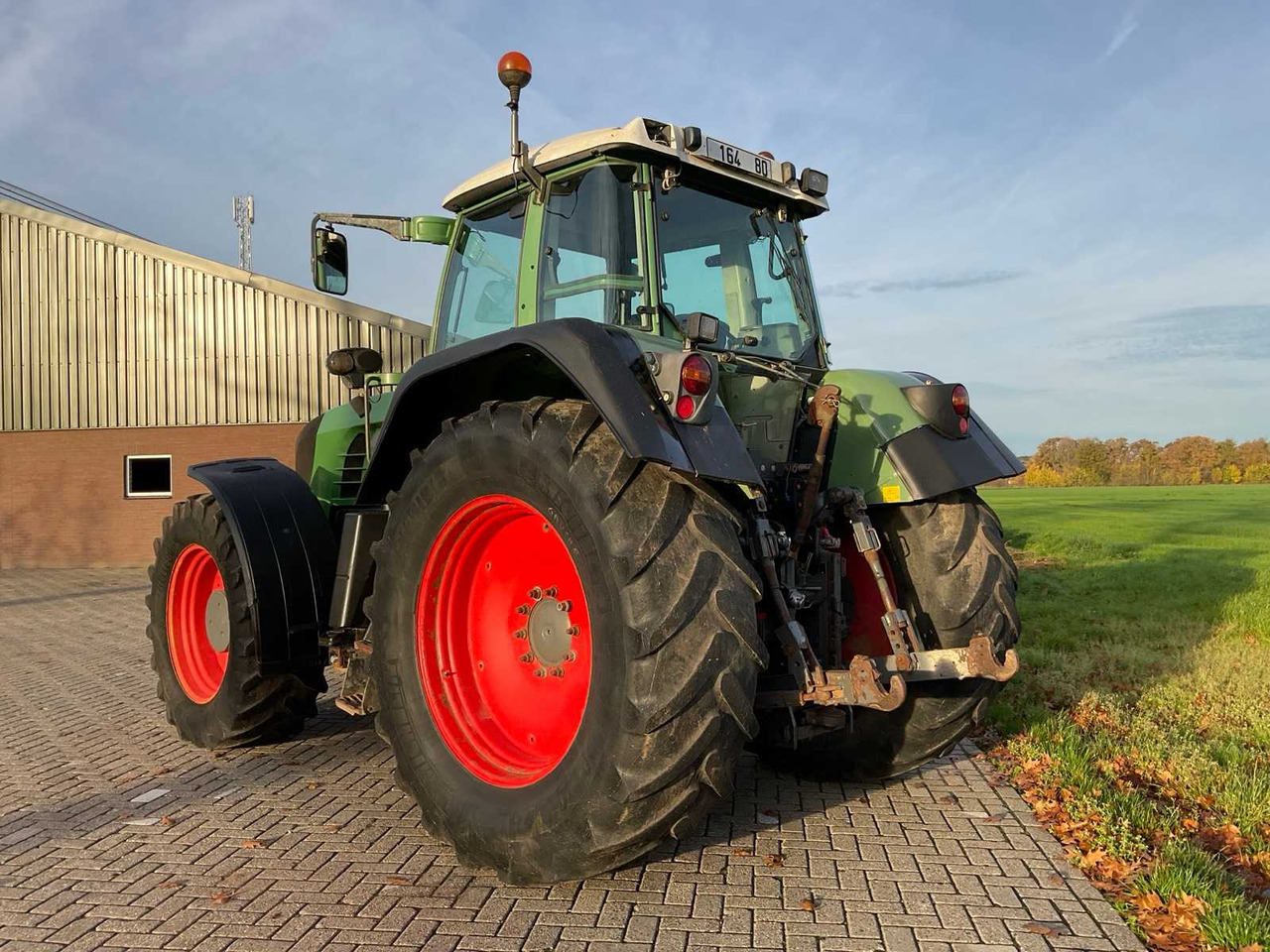 2004 FENDT 916 VARIO TMS ALL-WHEEL DRIVE AGRICULTURAL TRACTOR - Trattore: foto 3 2004 FENDT 916 VARIO TMS ALL-WHEEL DRIVE AGRICULTURAL TRACTOR - Trattore: foto 3