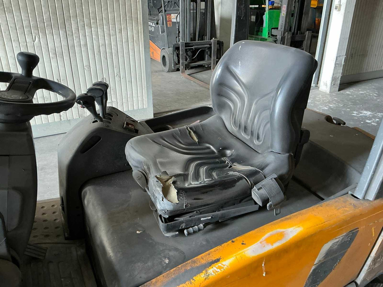 2004 - JUNGHEINRICH - EFG 318 - FORKLIFT - Carrello elevatore: foto 5 2004 - JUNGHEINRICH - EFG 318 - FORKLIFT - Carrello elevatore: foto 5