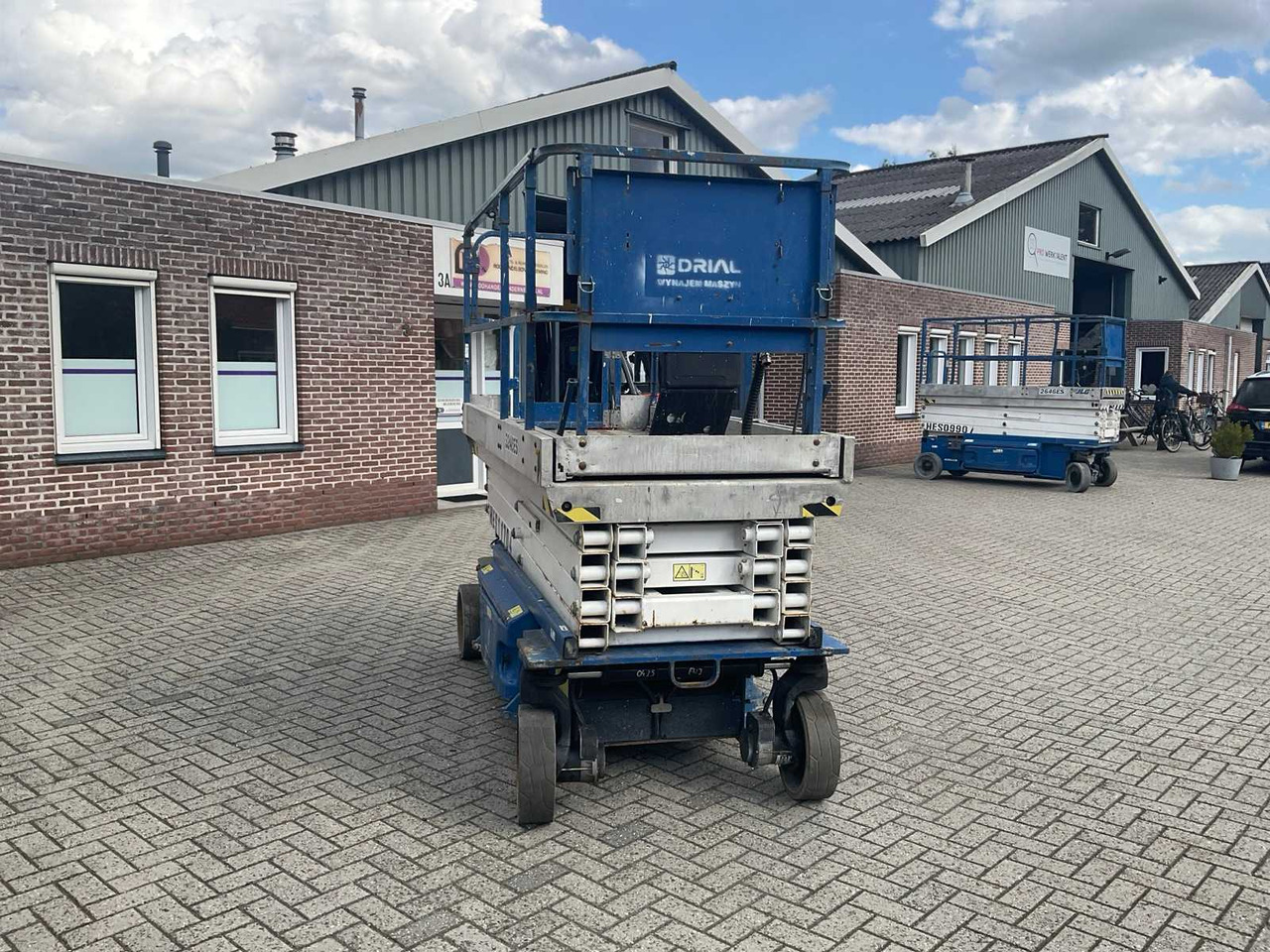 2006 JLG. 3246 ES AERIAL PLATFORM - Piattaforma aerea: foto 5 2006 JLG. 3246 ES AERIAL PLATFORM - Piattaforma aerea: foto 5