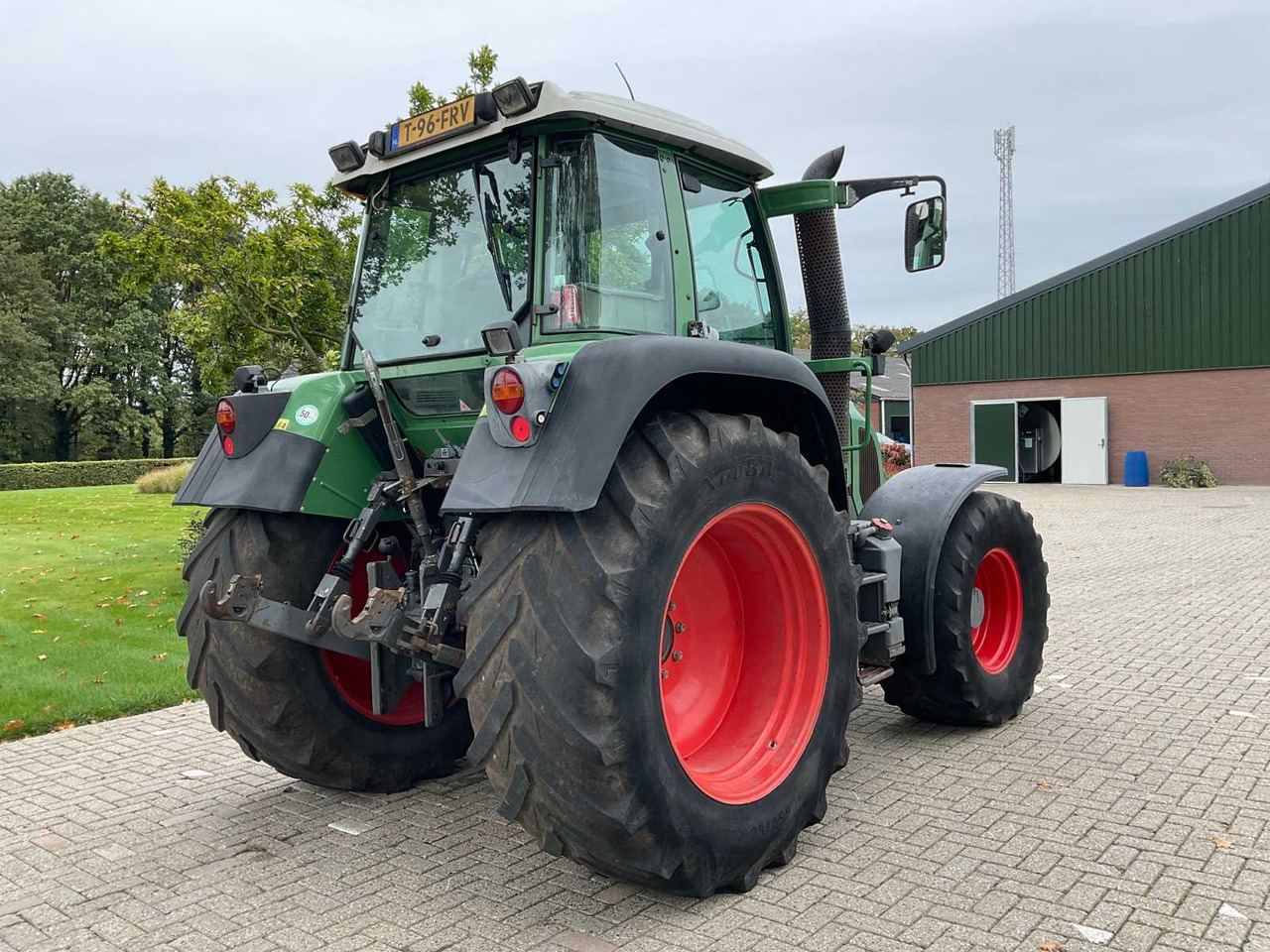 2008 FENDT 412 VARIO TMS ALL-WHEEL DRIVE AGRICULTURAL TRACTOR - Trattore: foto 5 2008 FENDT 412 VARIO TMS ALL-WHEEL DRIVE AGRICULTURAL TRACTOR - Trattore: foto 5