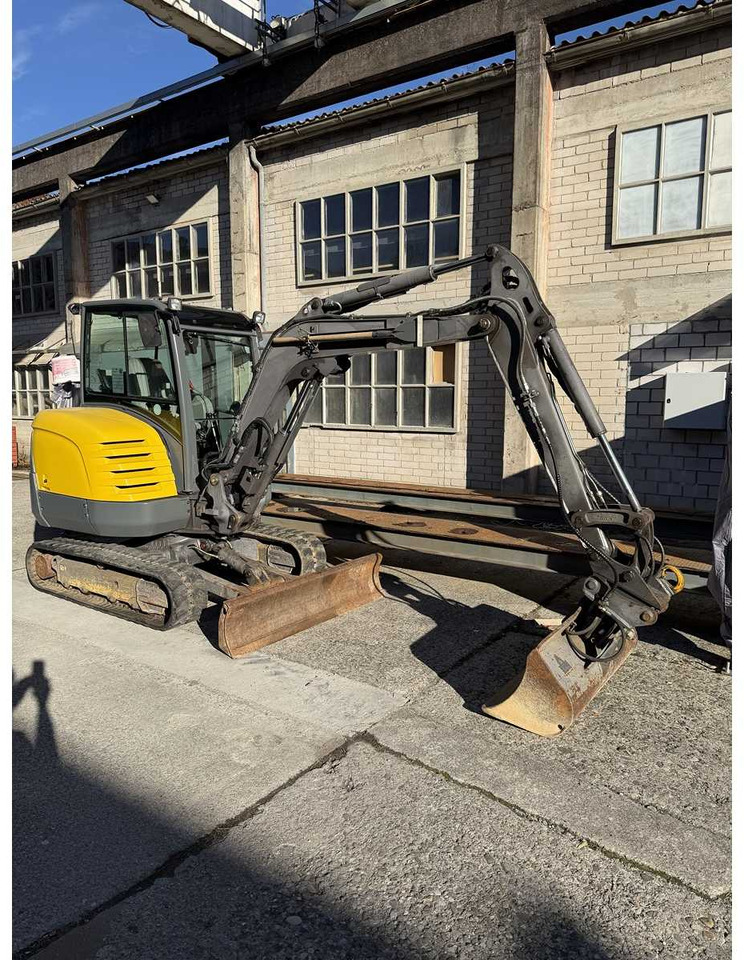 2009 VOLVO EC 35C-LLL MIDI EXCAVATOR - Escavatore: foto 5 2009 VOLVO EC 35C-LLL MIDI EXCAVATOR - Escavatore: foto 5