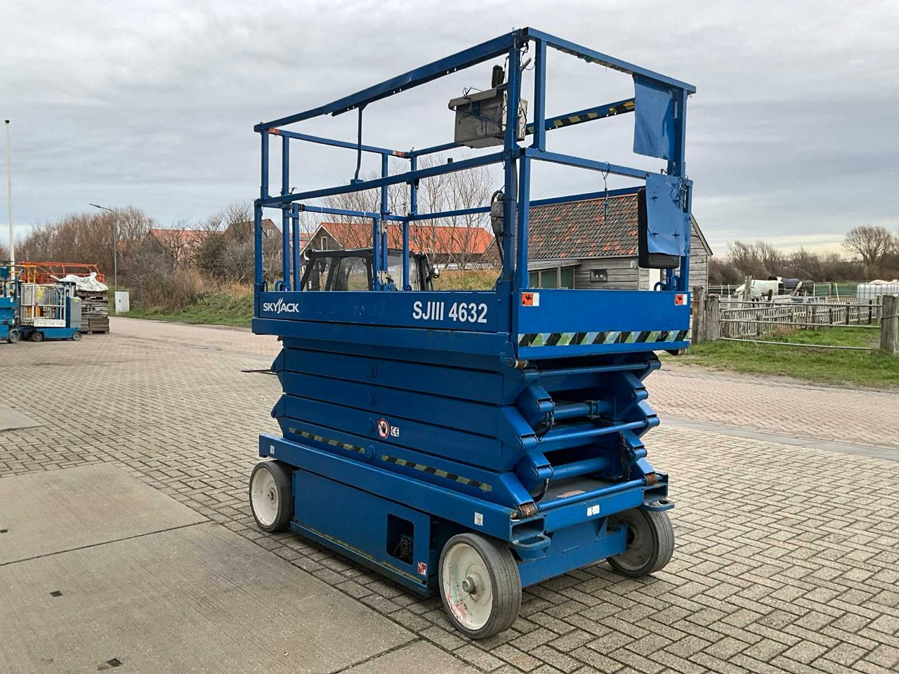 2012 SKYJACK SJIII4632 AERIAL PLATFORM - Piattaforma aerea: foto 2 2012 SKYJACK SJIII4632 AERIAL PLATFORM - Piattaforma aerea: foto 2