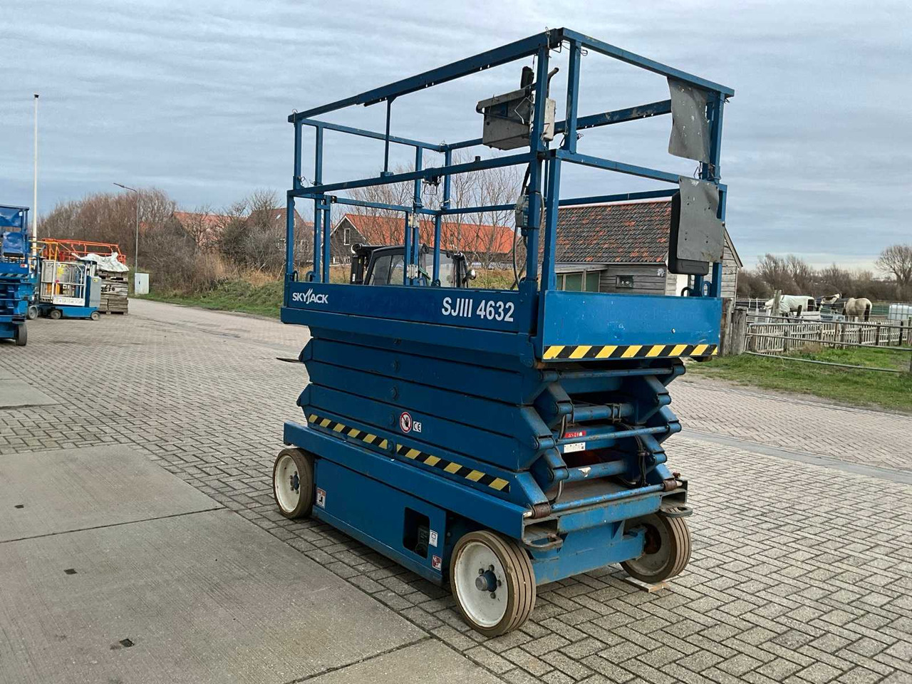 2012 SKYJACK SJIII4632 AERIAL PLATFORM - Piattaforma aerea: foto 2 2012 SKYJACK SJIII4632 AERIAL PLATFORM - Piattaforma aerea: foto 2