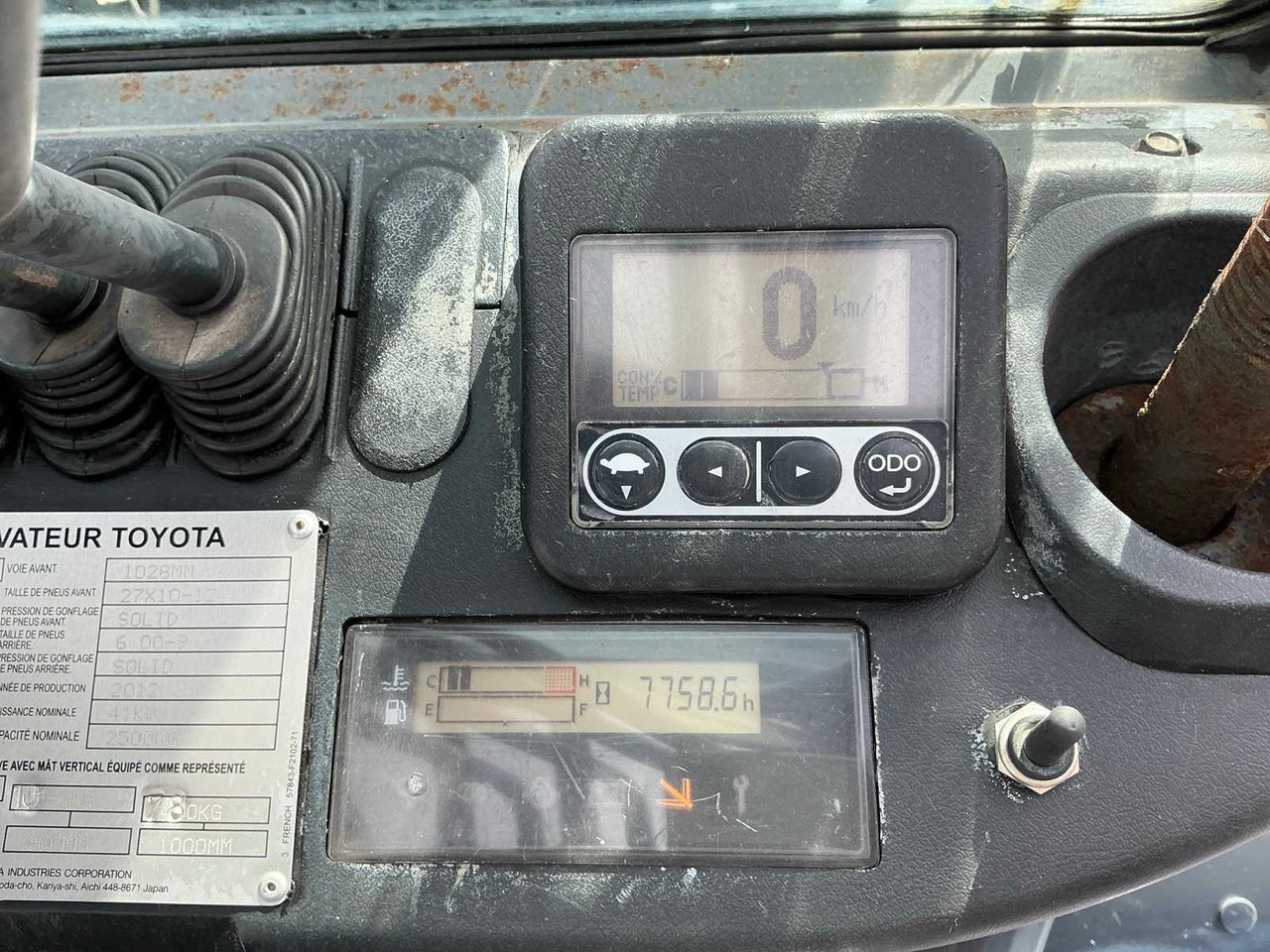 Carrello elevatore 2012 TOYOTA 02-8FDF25 FORKLIFT: foto 10 Carrello elevatore 2012 TOYOTA 02-8FDF25 FORKLIFT: foto 10