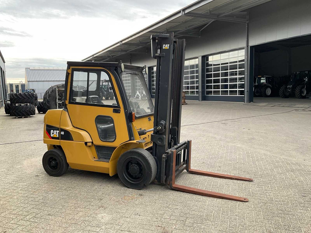 2013 CATERPILLAR DP40N FORKLIFT - Carrello elevatore: foto 3 2013 CATERPILLAR DP40N FORKLIFT - Carrello elevatore: foto 3