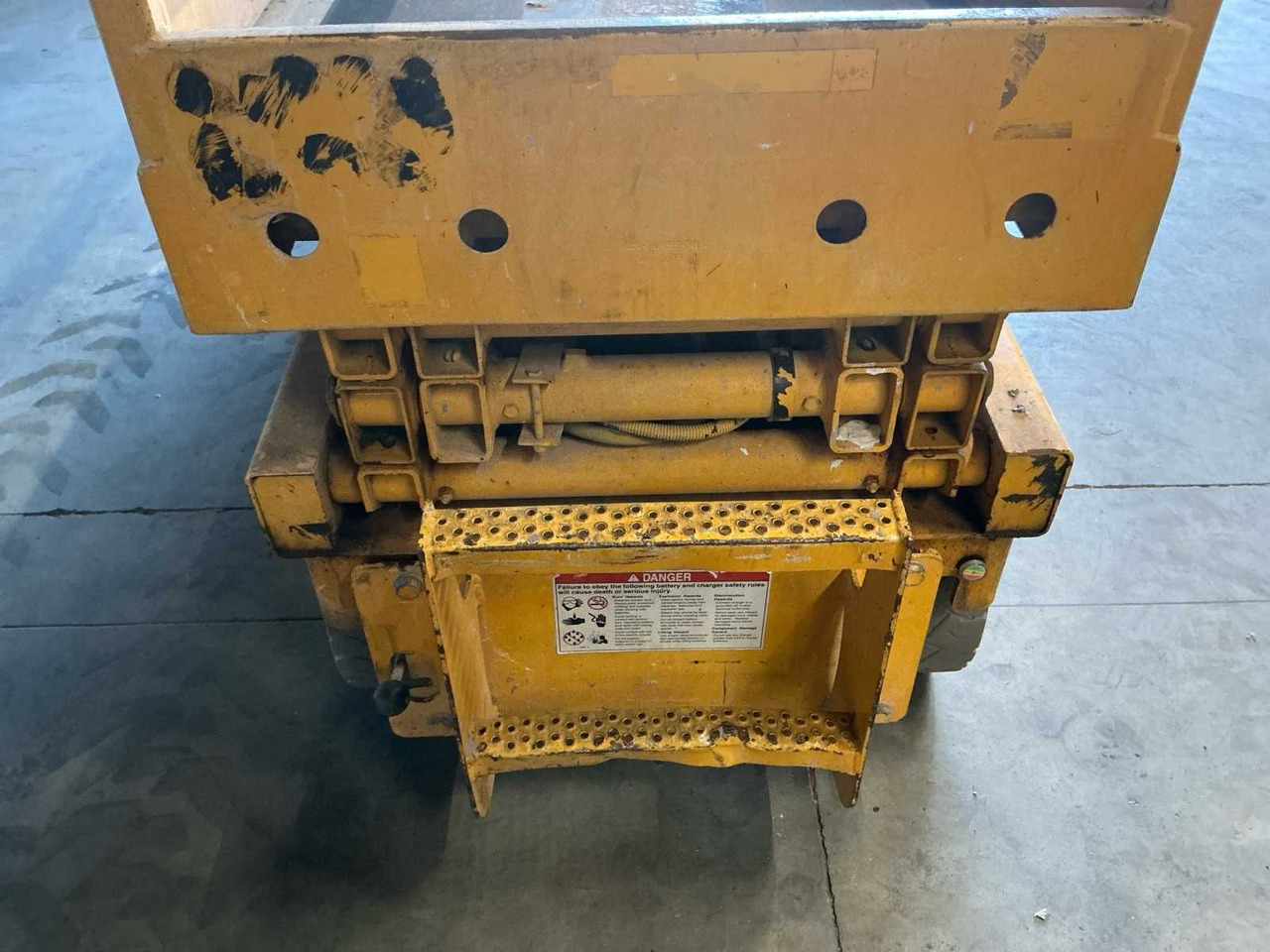 Piattaforma aerea 2013 HAULOTTE COMPACT 8 AERIAL PLATFORM: foto 13