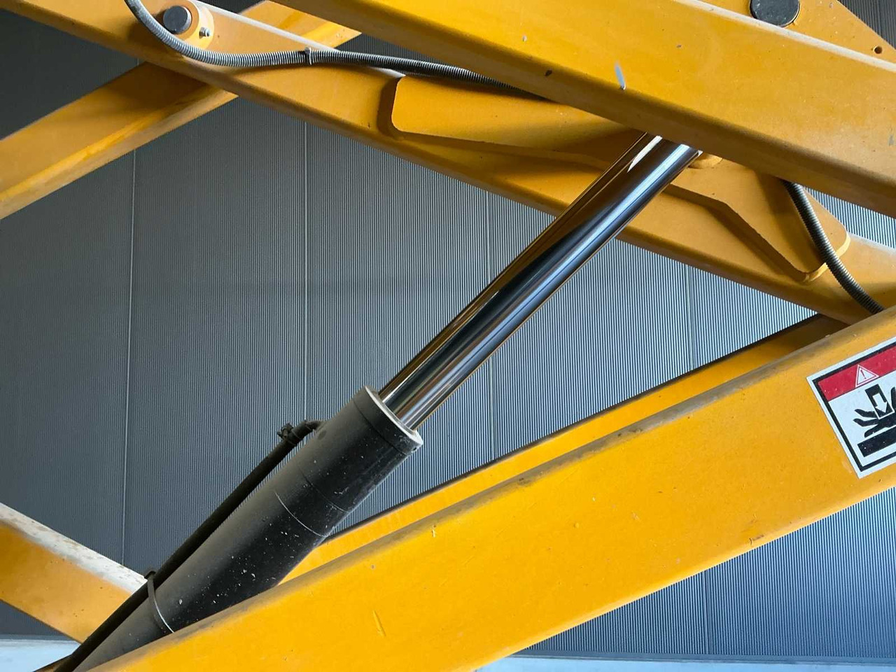 Piattaforma aerea 2013 HAULOTTE COMPACT 8 AERIAL PLATFORM: foto 22