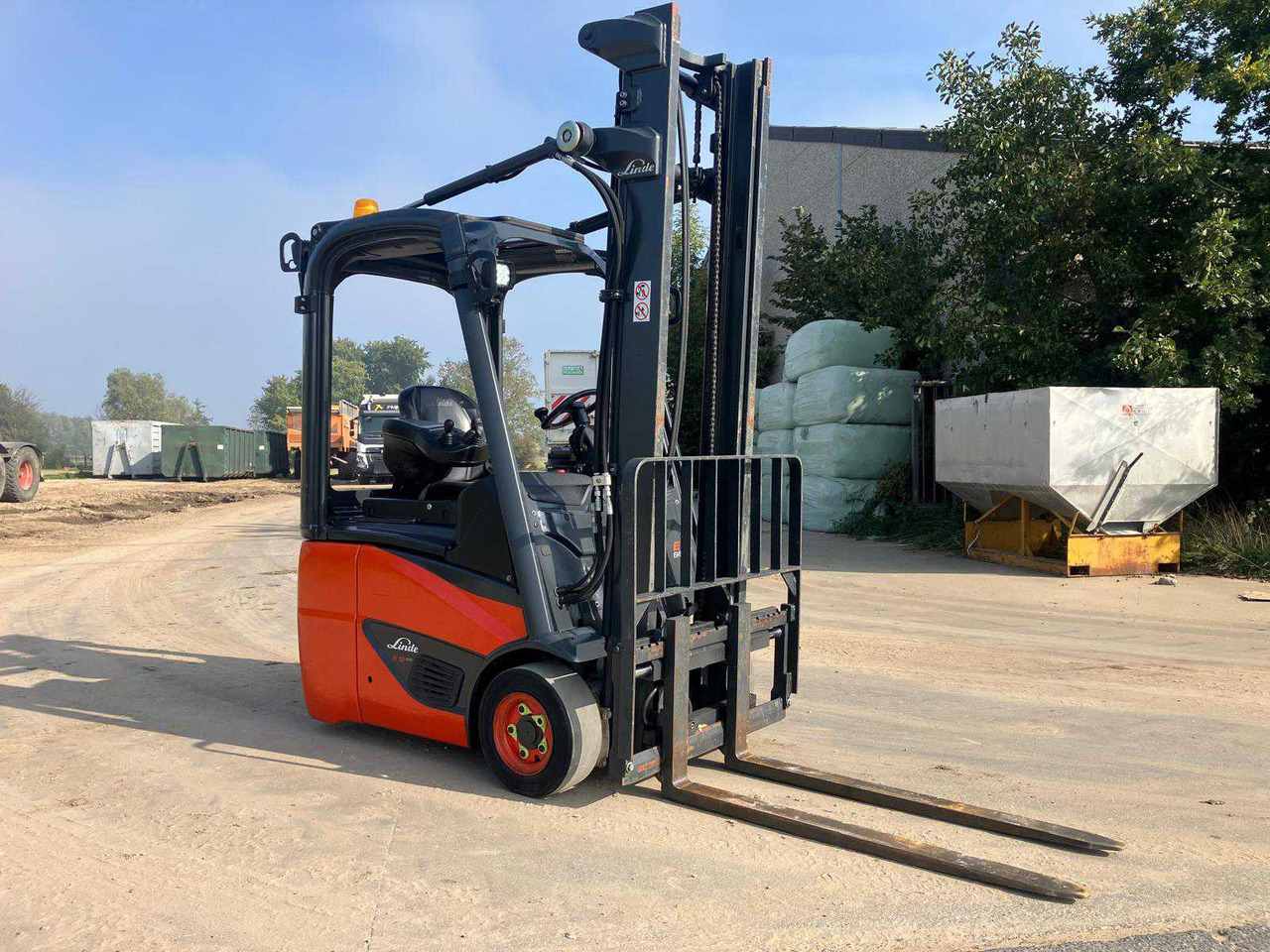 2019 LINDE E12 ELECTRIC FORKLIFT TRUCK - Carrello elevatore: foto 3 2019 LINDE E12 ELECTRIC FORKLIFT TRUCK - Carrello elevatore: foto 3