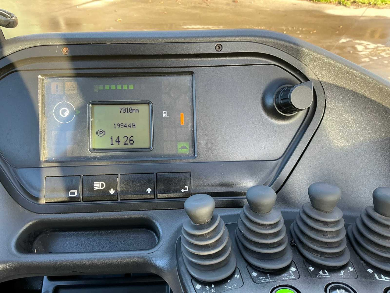 2019 LINDE R14-01 FORKLIFT - Carrello elevatore: foto 5 2019 LINDE R14-01 FORKLIFT - Carrello elevatore: foto 5