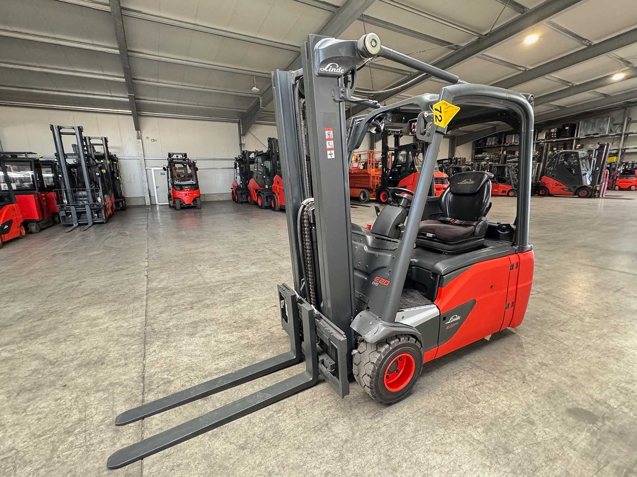 2020 SERVICE + UVV 07/2026 LINDE E20 2.00KG FREE LIFT 10.704 HOURS EVO - Carrello elevatore: foto 1 2020 SERVICE + UVV 07/2026 LINDE E20 2.00KG FREE LIFT 10.704 HOURS EVO - Carrello elevatore: foto 1