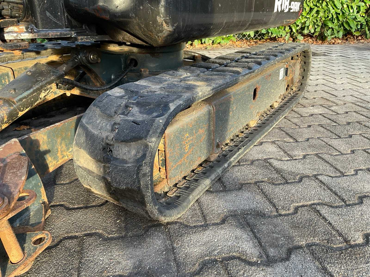 2022 HYUNDAI ROBEX 18-9AK MINI EXCAVATOR - Miniescavatore: foto 5 2022 HYUNDAI ROBEX 18-9AK MINI EXCAVATOR - Miniescavatore: foto 5