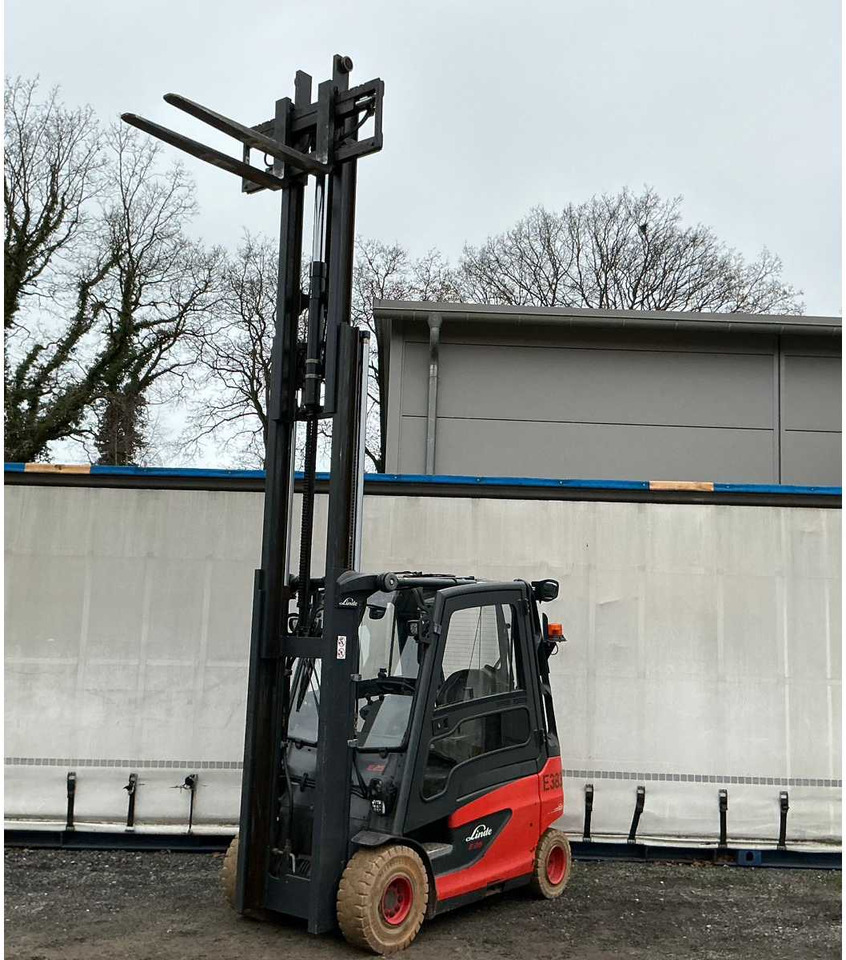 Carrello elevatore 2022 LINDE E25-01 FORKLIFT: foto 6 Carrello elevatore 2022 LINDE E25-01 FORKLIFT: foto 6