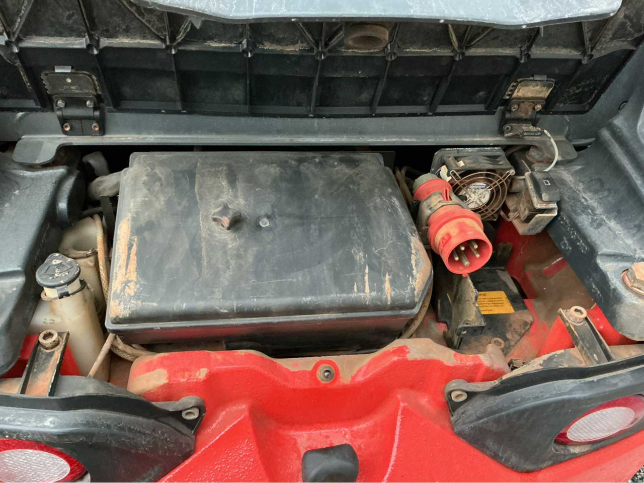 Carrello elevatore 2022 LINDE E25-01 FORKLIFT: foto 8 Carrello elevatore 2022 LINDE E25-01 FORKLIFT: foto 8