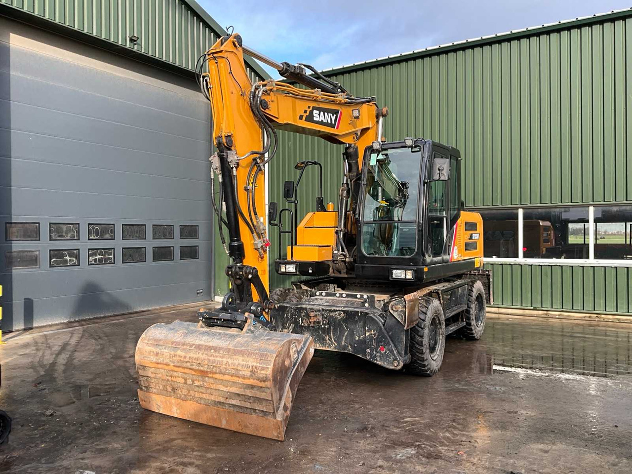 2023 SANY SY155W WHEELED EXCAVATOR - Escavatore gommato: foto 1 2023 SANY SY155W WHEELED EXCAVATOR - Escavatore gommato: foto 1