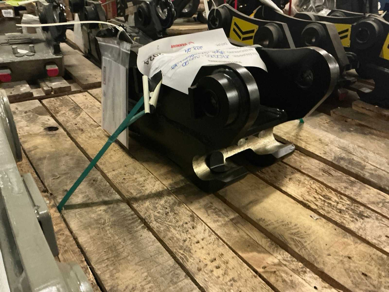 2024 YANMAR QUICK COUPLER, HYDR. - Pala gommata: foto 2 2024 YANMAR QUICK COUPLER, HYDR. - Pala gommata: foto 2