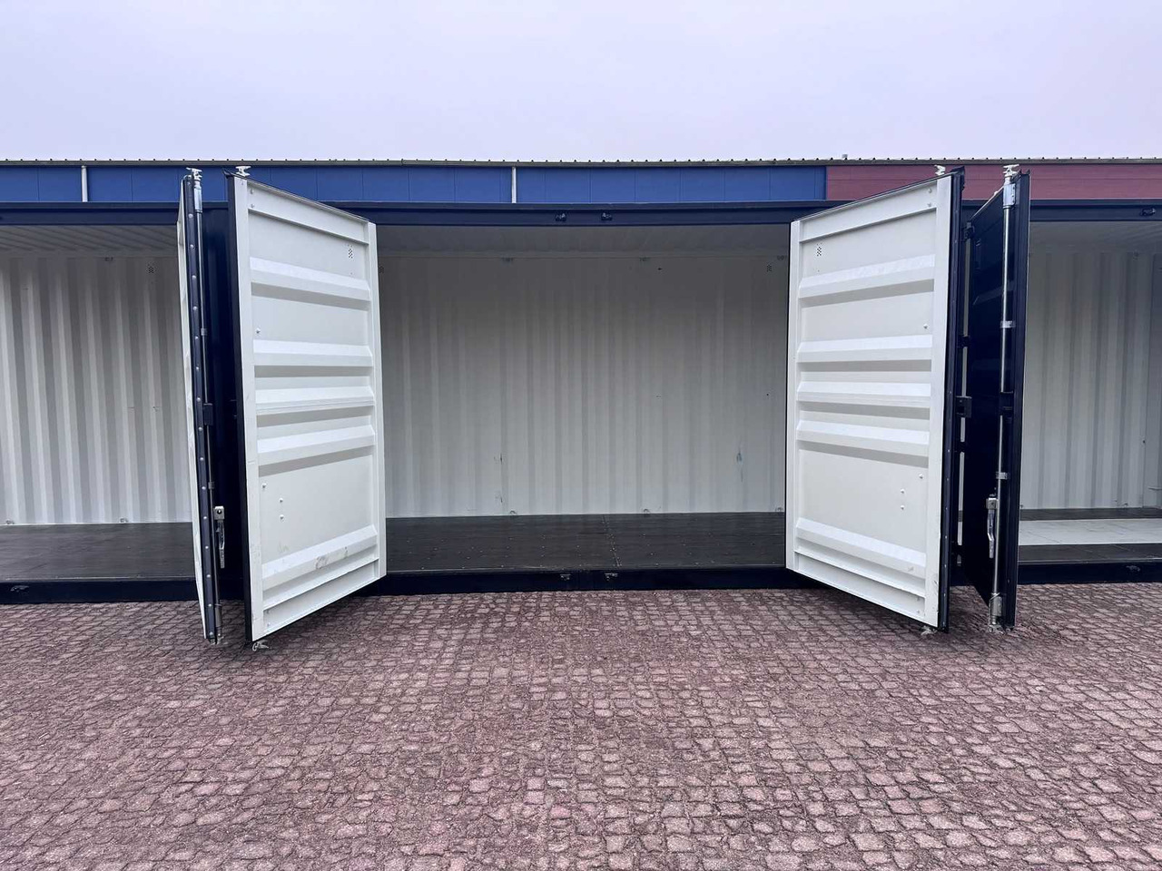 Container marittimo 40ft HQ High Cube shipping container with 3 side doors: foto 14