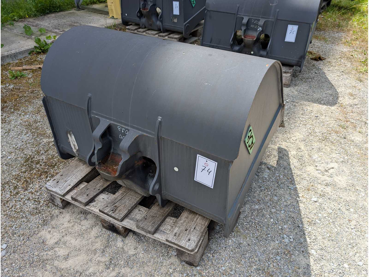 ACB (COUPLEURS & GODETS) - 2021 - LOW SPOON 1000MM - MODULE 3 - 364 LITRES - Pala gommata: foto 1 ACB (COUPLEURS & GODETS) - 2021 - LOW SPOON 1000MM - MODULE 3 - 364 LITRES - Pala gommata: foto 1