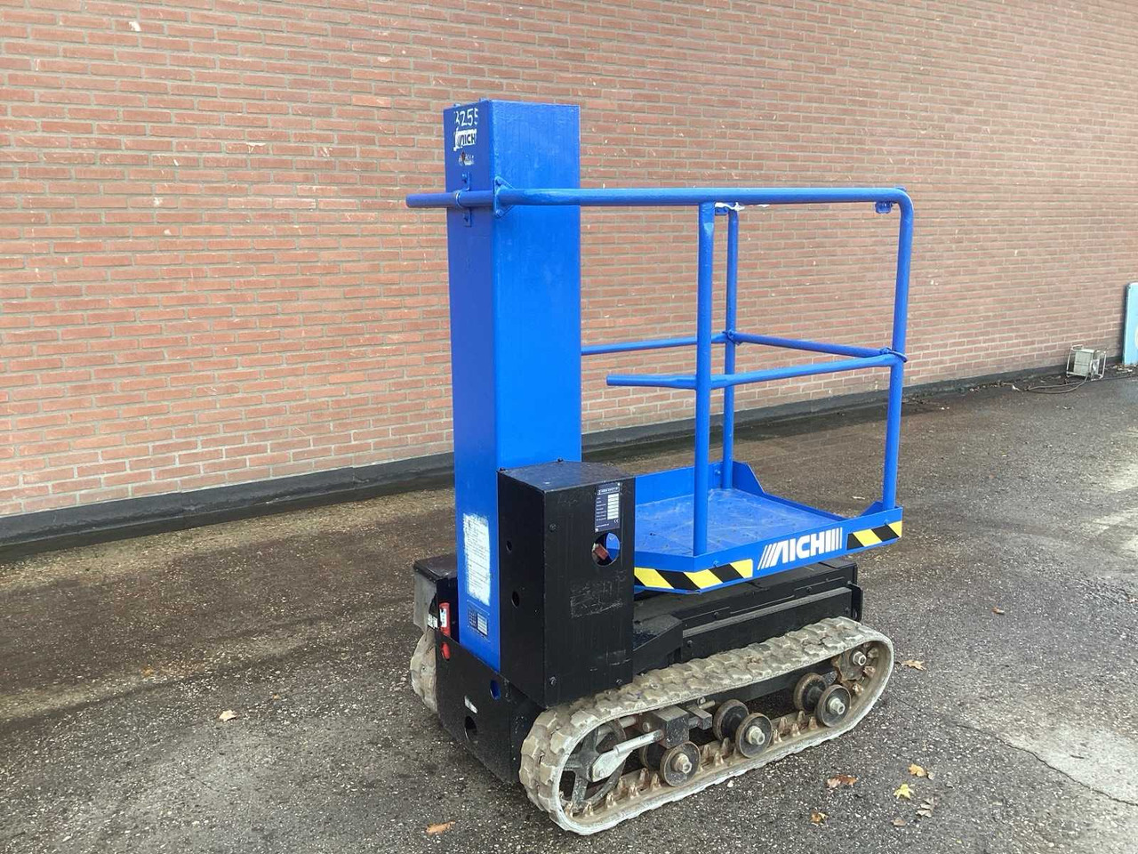 AICHI RM04B - Piattaforma aerea: foto 3 AICHI RM04B - Piattaforma aerea: foto 3