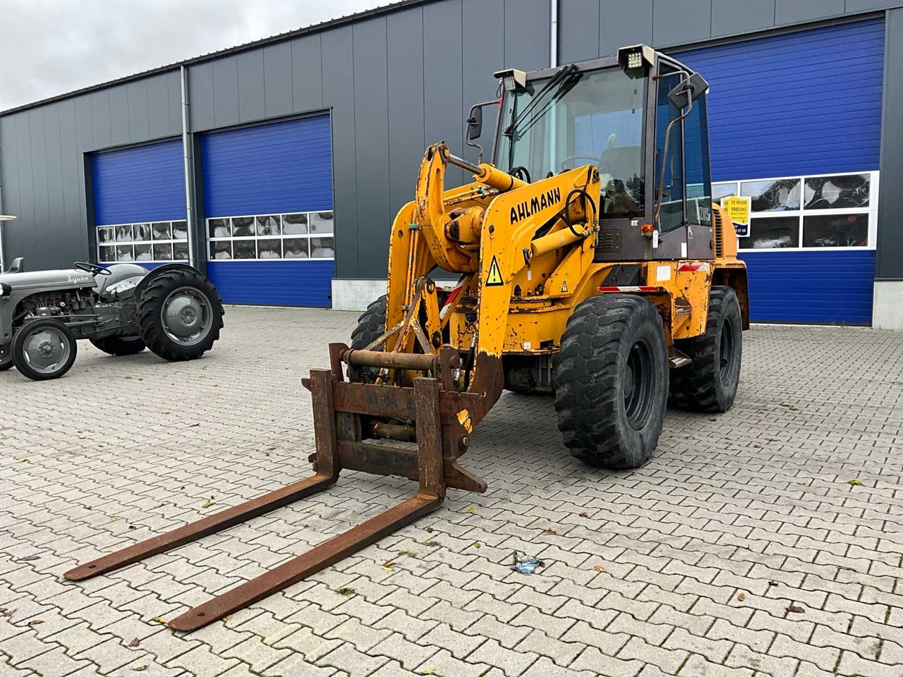 Ahlmann AZ85t - Pala gommata: foto 1 Ahlmann AZ85t - Pala gommata: foto 1