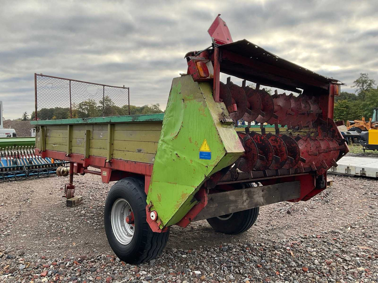 Bergmann M 64 - Attrezzatura per spandimento: foto 2 Bergmann M 64 - Attrezzatura per spandimento: foto 2