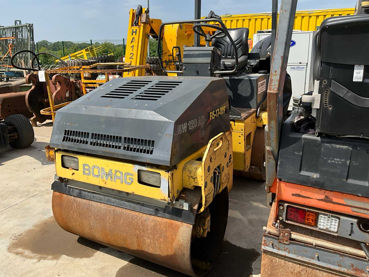 Bomag BW120 AD-3 - Rullo stradale: foto 4 Bomag BW120 AD-3 - Rullo stradale: foto 4