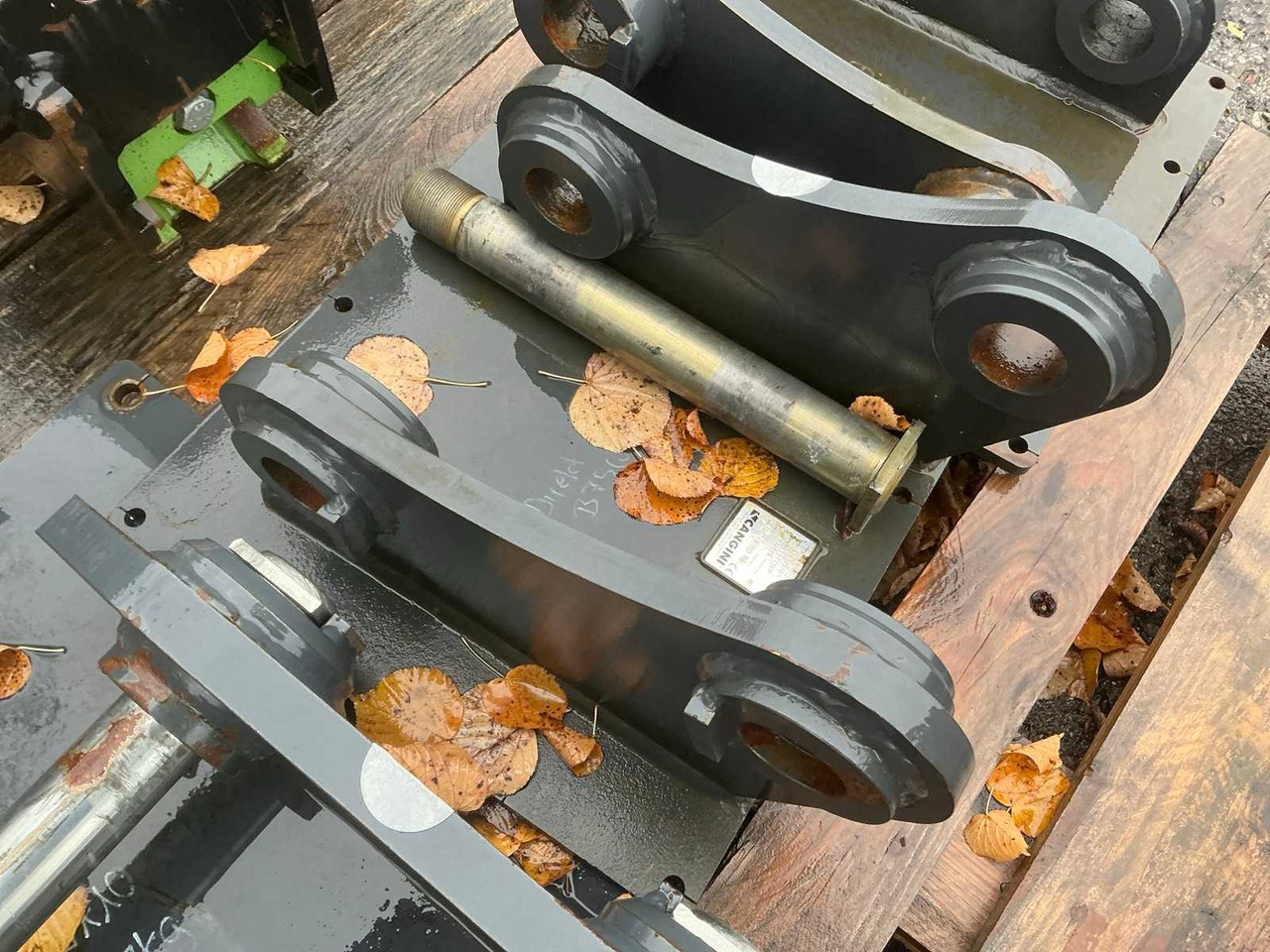 CANGINI - 2021 - ADAPTER PLATE WITH BOLT MOUNT - Pala gommata: foto 2 CANGINI - 2021 - ADAPTER PLATE WITH BOLT MOUNT - Pala gommata: foto 2